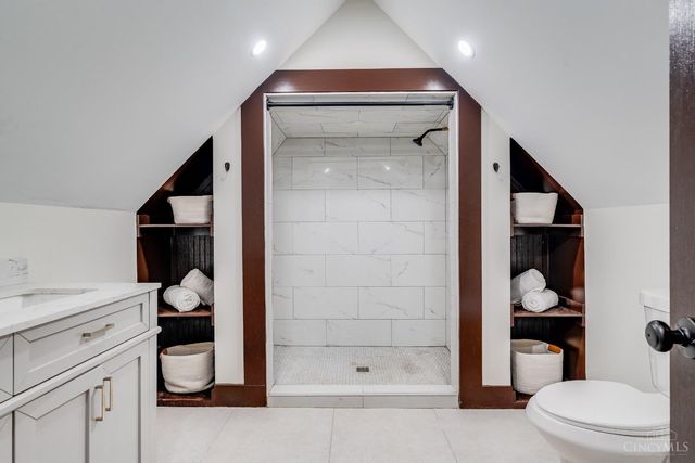 4211 Smith Road, Norwood, OH 45212