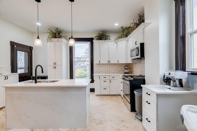 4211 Smith Road, Norwood, OH 45212