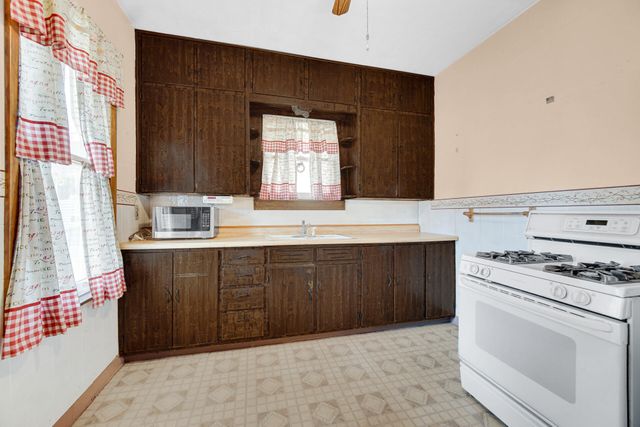 1833 Sheridan Avenue, Whiting, IN 46394