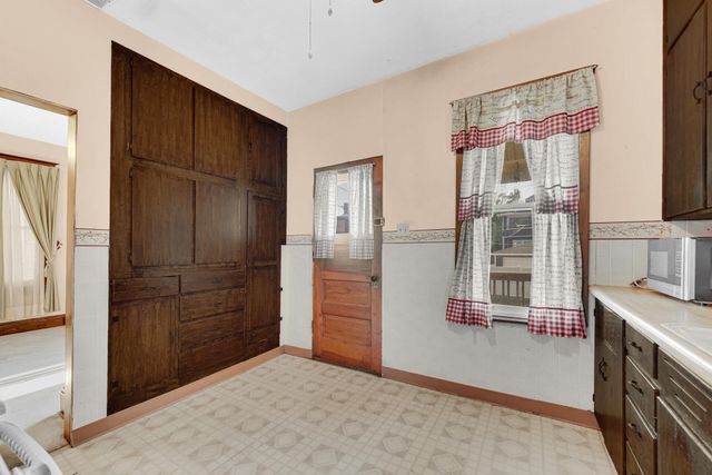 1833 Sheridan Avenue, Whiting, IN 46394