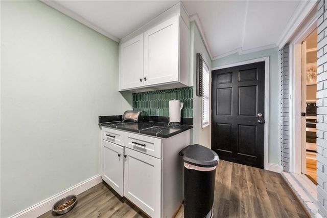 1810 Kinridge Road, Marietta, GA 30062