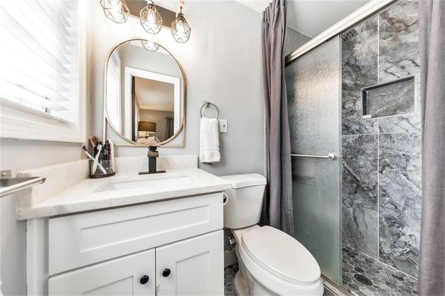 1810 Kinridge Road, Marietta, GA 30062