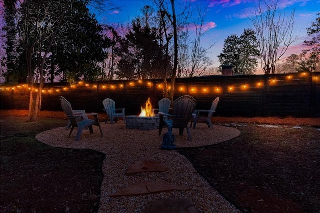 1810 Kinridge Road, Marietta, GA 30062