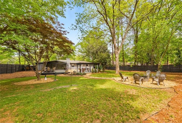 1810 Kinridge Road, Marietta, GA 30062