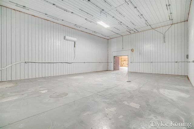 3111 N 128th Avenue, Hart, MI 49420