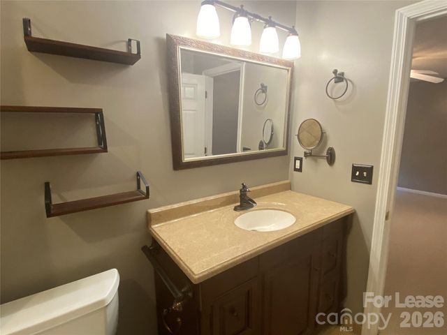 4005 Brandie Glen Road, Charlotte, NC 28269