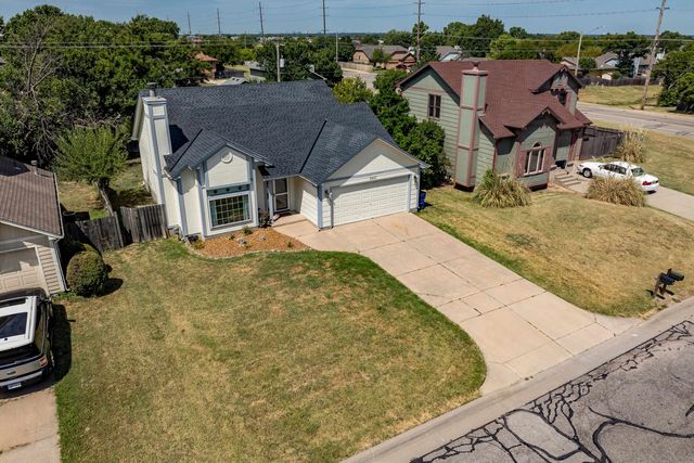 2421 S Linden St, Wichita, KS 67210
