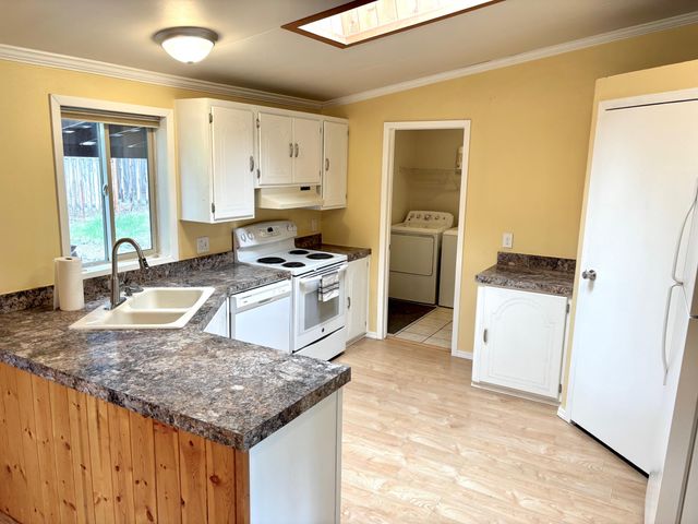 60217 Crater Road, Bend, OR 97702