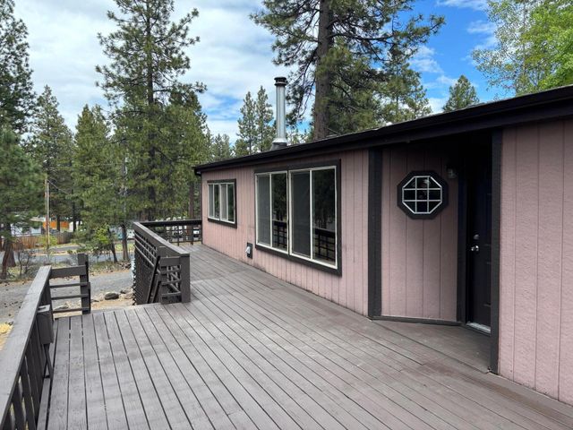 60217 Crater Road, Bend, OR 97702