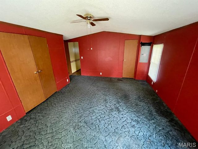 105 Edgewood Drive, Belleville, IL 62223