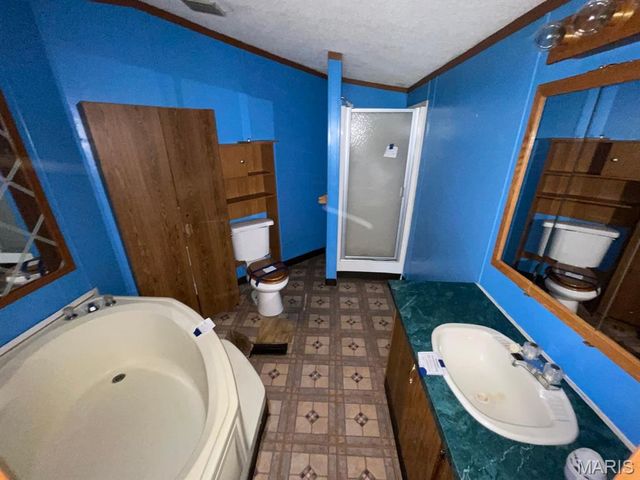 105 Edgewood Drive, Belleville, IL 62223