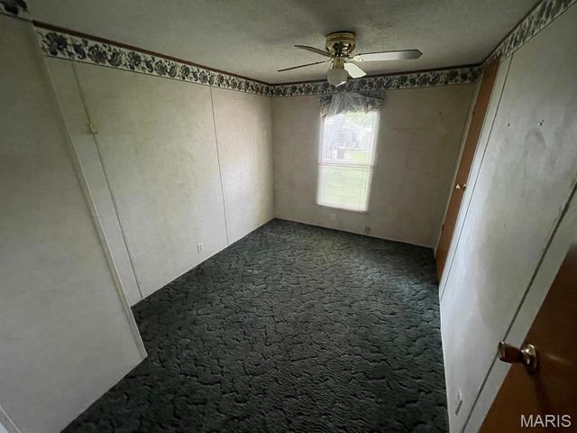 105 Edgewood Drive, Belleville, IL 62223