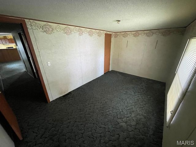 105 Edgewood Drive, Belleville, IL 62223