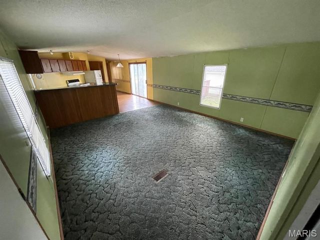 105 Edgewood Drive, Belleville, IL 62223