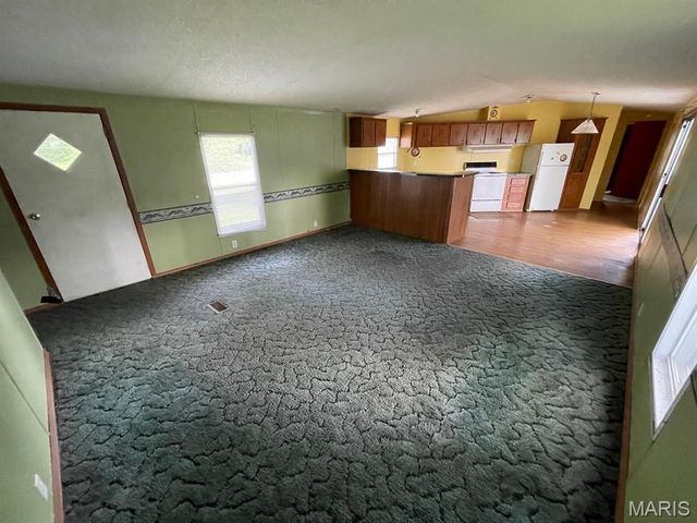 105 Edgewood Drive, Belleville, IL 62223