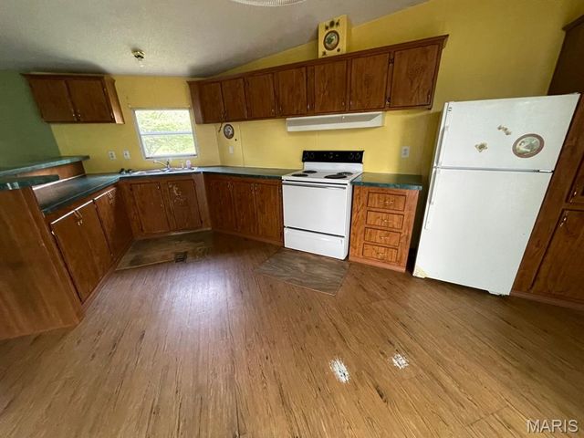 105 Edgewood Drive, Belleville, IL 62223