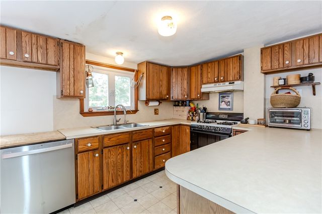 339 Beverage Hill Avenue, Pawtucket, RI 02861