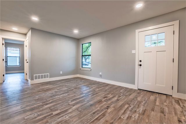 2423 Fenwick Drive, Dallas, TX 75228