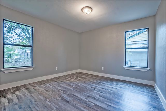 2423 Fenwick Drive, Dallas, TX 75228