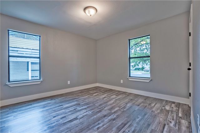 2423 Fenwick Drive, Dallas, TX 75228