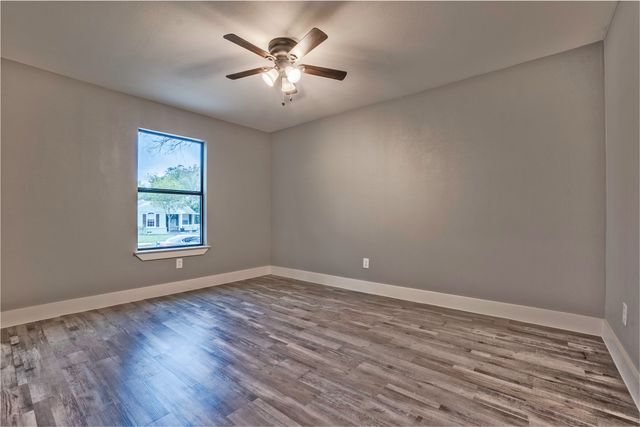2423 Fenwick Drive, Dallas, TX 75228