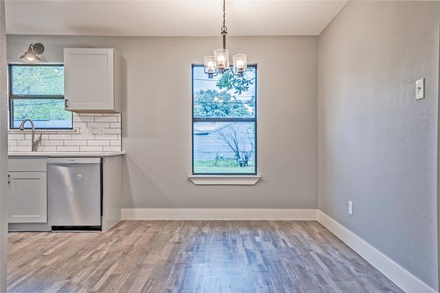 2423 Fenwick Drive, Dallas, TX 75228
