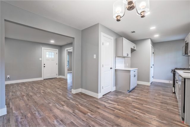 2423 Fenwick Drive, Dallas, TX 75228