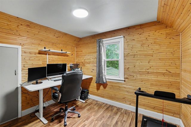 933 Benjamin Avenue, Grand Rapids, MI 49503