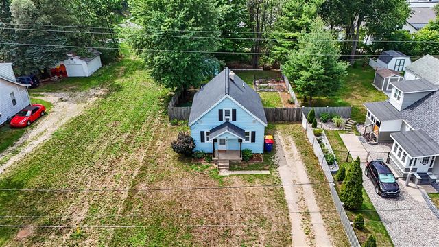 933 Benjamin Avenue, Grand Rapids, MI 49503
