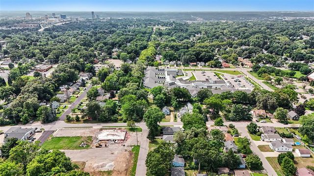 933 Benjamin Avenue, Grand Rapids, MI 49503