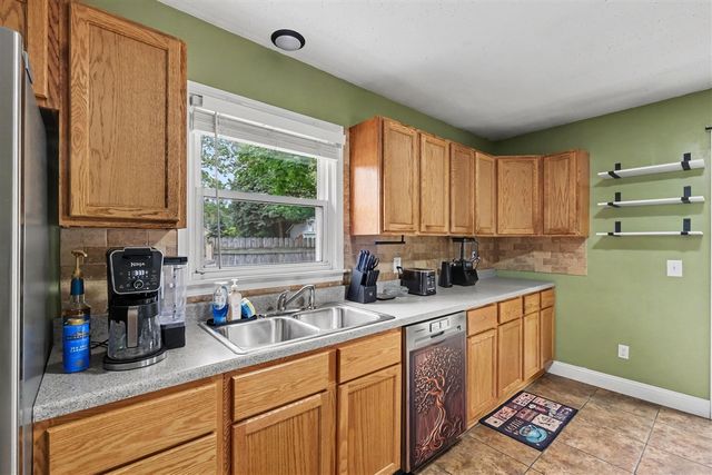 933 Benjamin Avenue, Grand Rapids, MI 49503