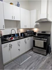 163 second Street E, Pomona, CA 91766