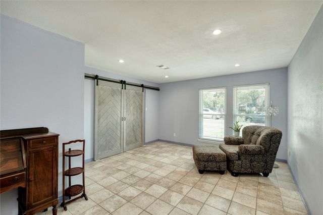 2803 Harleyhill DR, Austin, TX 78745
