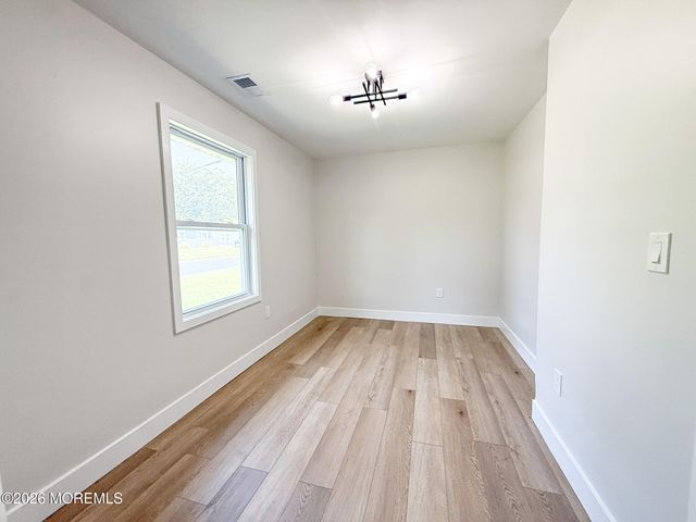 18 Arlyn Drive, Howell, NJ 07731