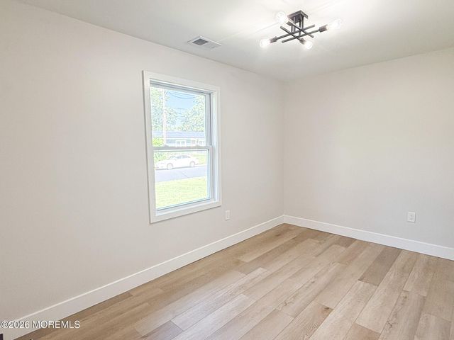 18 Arlyn Drive, Howell, NJ 07731