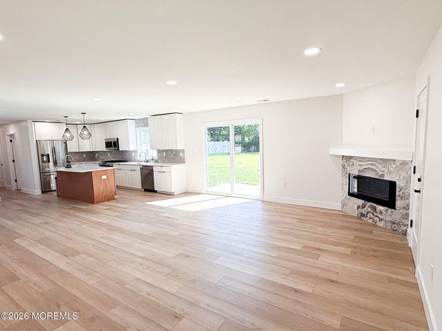 18 Arlyn Drive, Howell, NJ 07731