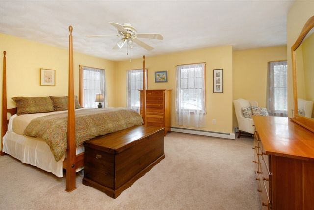 40 Fifers Ln, Boxborough, MA 01719