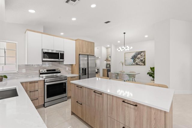 5108 Columbo Court, Delray Beach, FL 33484