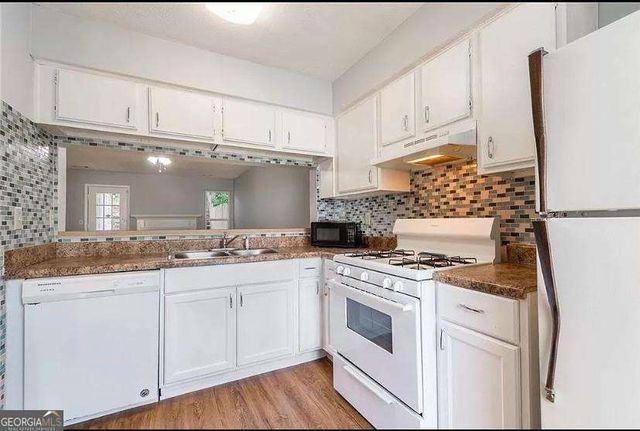 3724 Jamestown Court, Atlanta, GA 30340