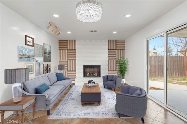 4517 Summer Side, Bakersfield, CA 93309