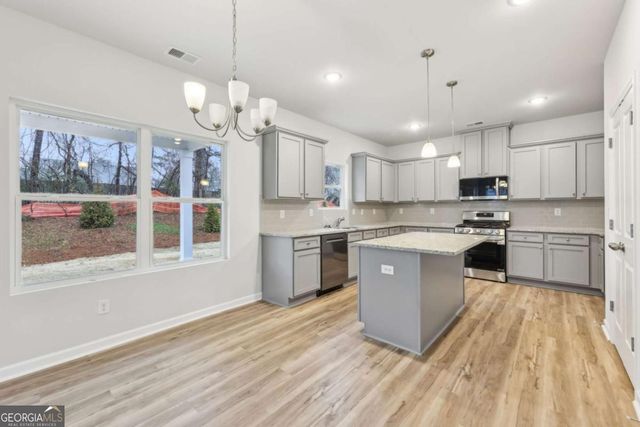 3604 Squires Park Lane, Loganville, GA 30052