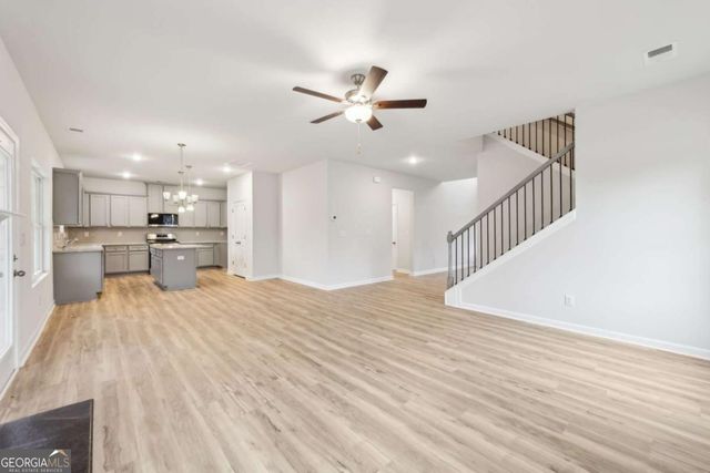 3604 Squires Park Lane, Loganville, GA 30052