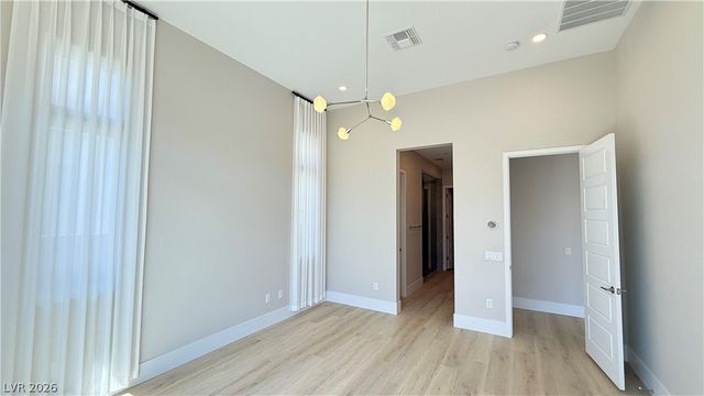 5021 Sandline Court, Las Vegas, NV 89135