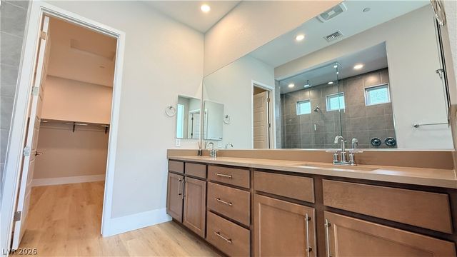 5021 Sandline Court, Las Vegas, NV 89135