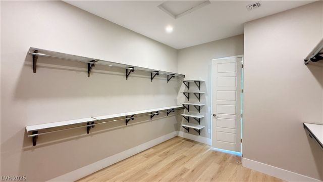 5021 Sandline Court, Las Vegas, NV 89135