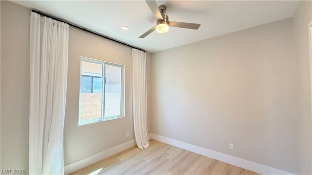 5021 Sandline Court, Las Vegas, NV 89135