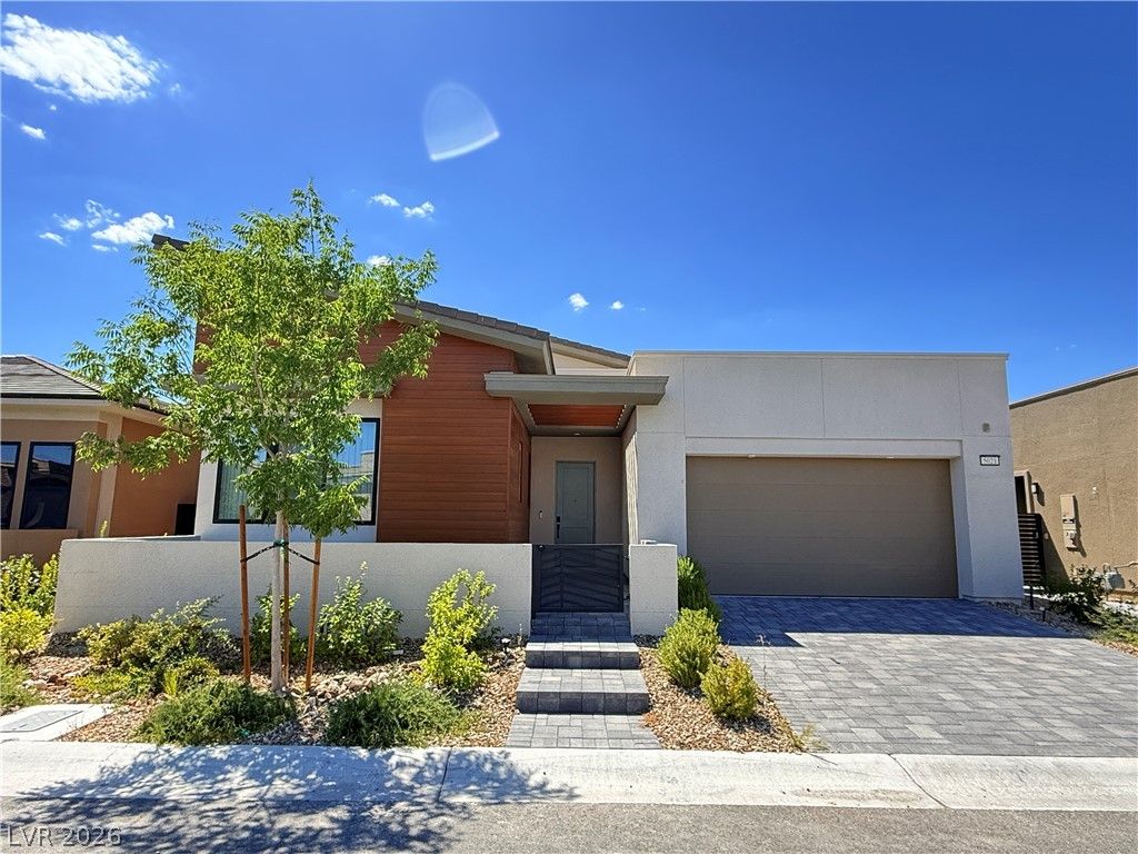 5021 Sandline Court, Las Vegas, NV 89135