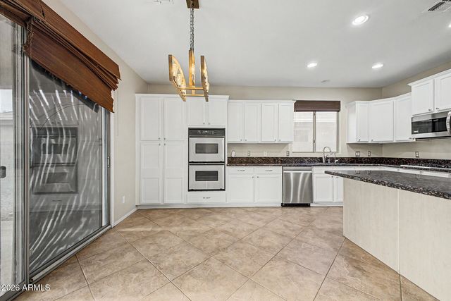 3764 S WINDSTREAM Place, Chandler, AZ 85286