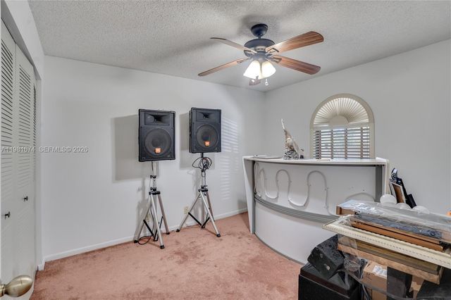 7641 NW 99th Ave, Tamarac, FL 33321