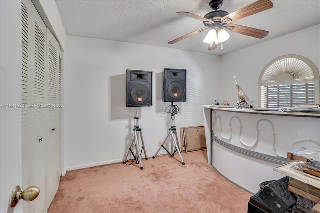 7641 NW 99th Ave, Tamarac, FL 33321